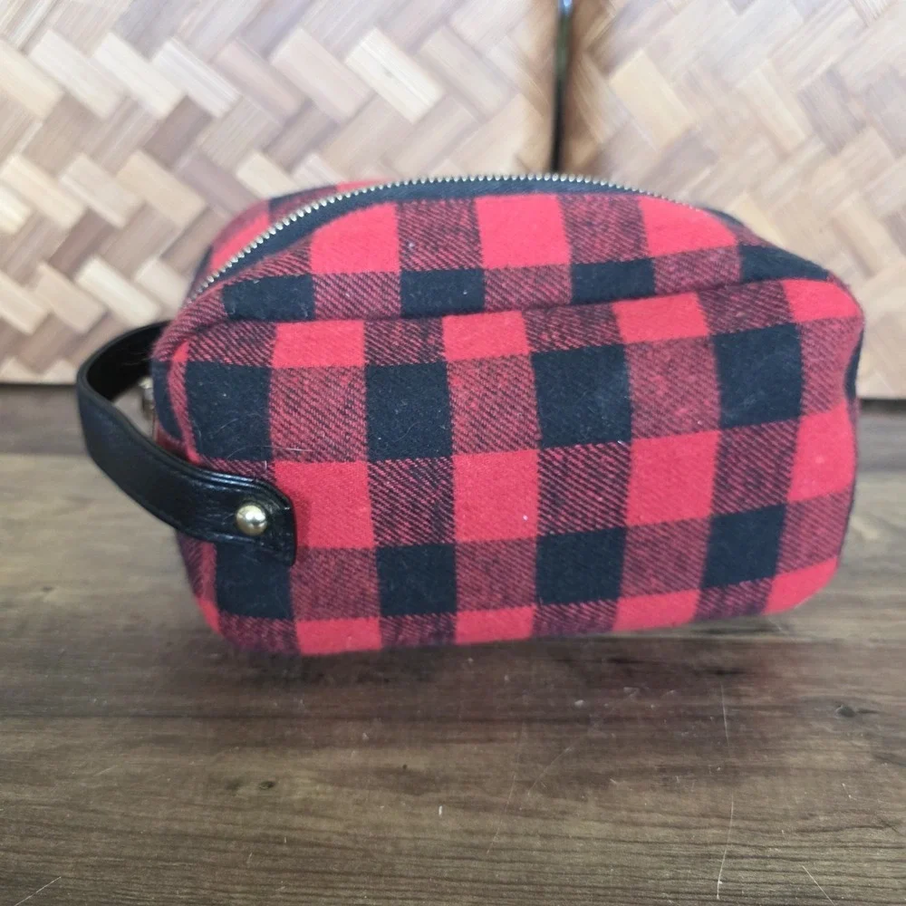 Cosmetics Bag Red & Black Buffalo Plaid Check Zipper Toiletry Bag Travel Flannel